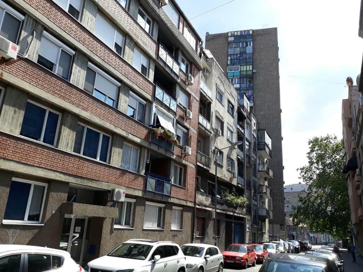Sweet Yellow Apartment Belgrade Luaran gambar